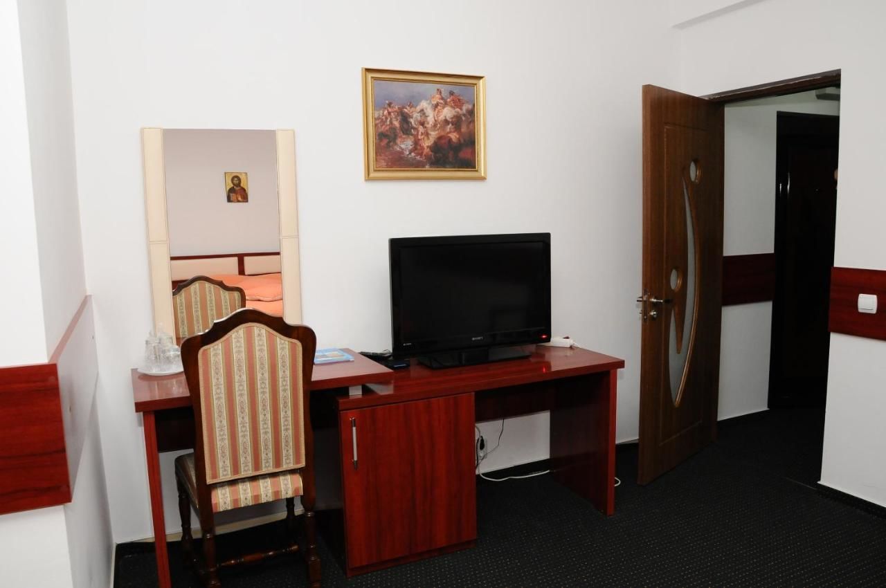 Отель Hotel Lido Крайова